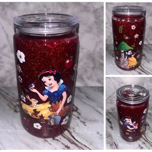 Red Glitter snow globe Snow White cup